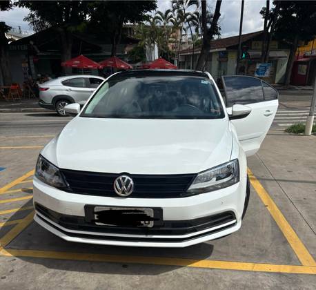 VOLKSWAGEN JETTA 1.4 16V TSI TRENDLINE GASOLINA 4P TIPTRONIC VOLKSWAGEN JETTA 1.4 16V TSI TRENDLINE GASOLINA 4P TIPTRONIC